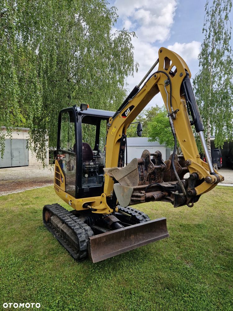 Caterpillar 302.4D - 6
