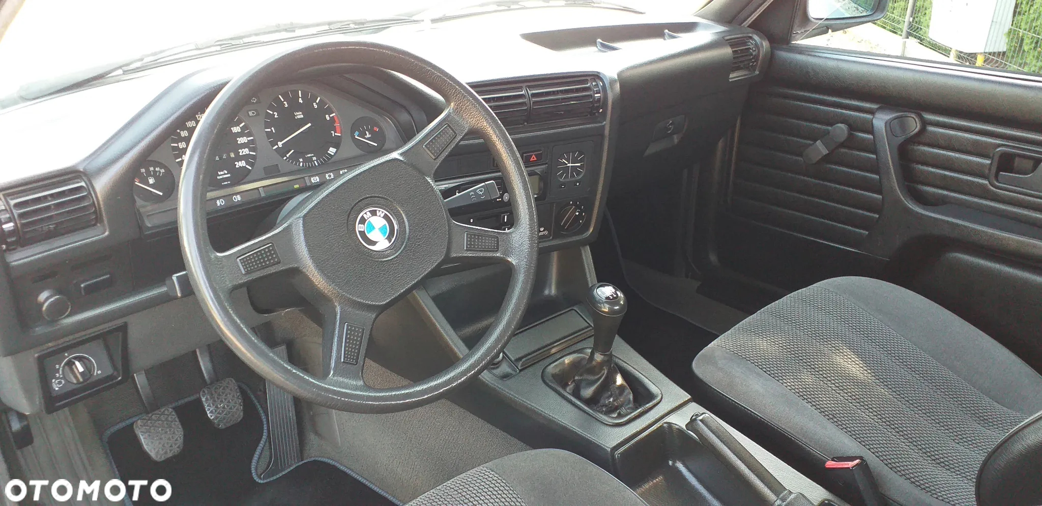 BMW Seria 3 318i - 19