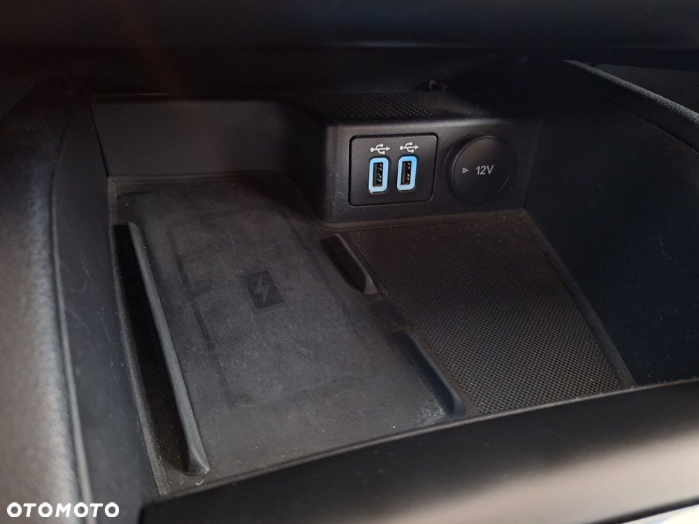 Ford Kuga 1.5 EcoBoost FWD ST-Line X - 27