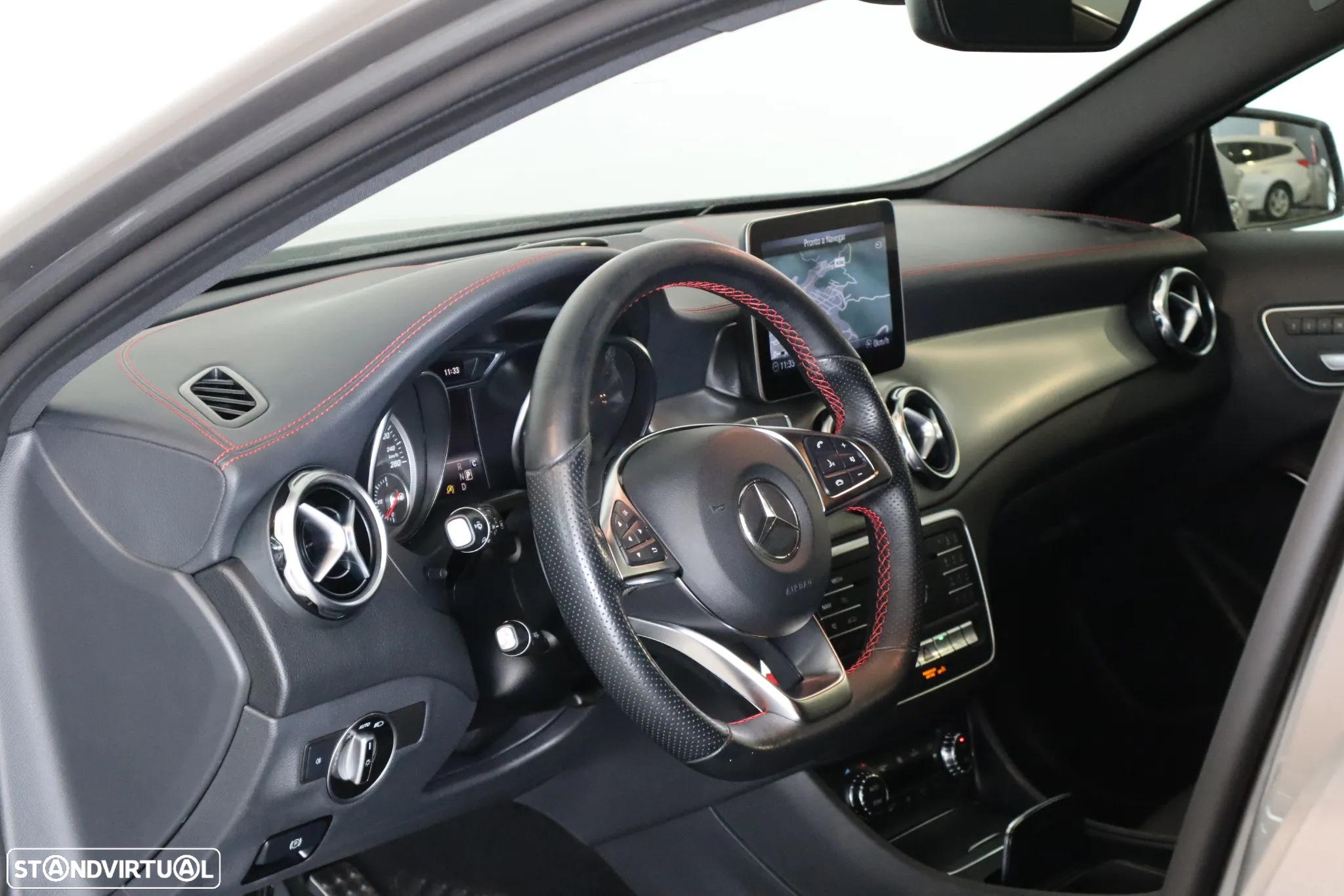 Mercedes-Benz GLA 220 CDi AMG Line - 18