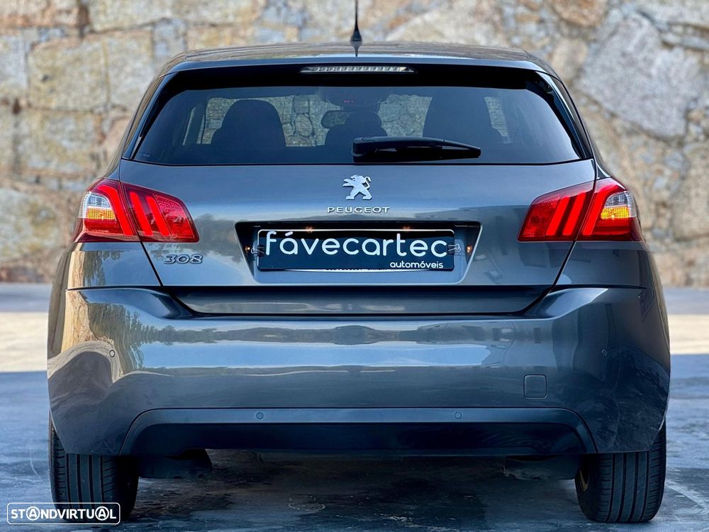 Peugeot 308 1.2 PureTech Style - 19