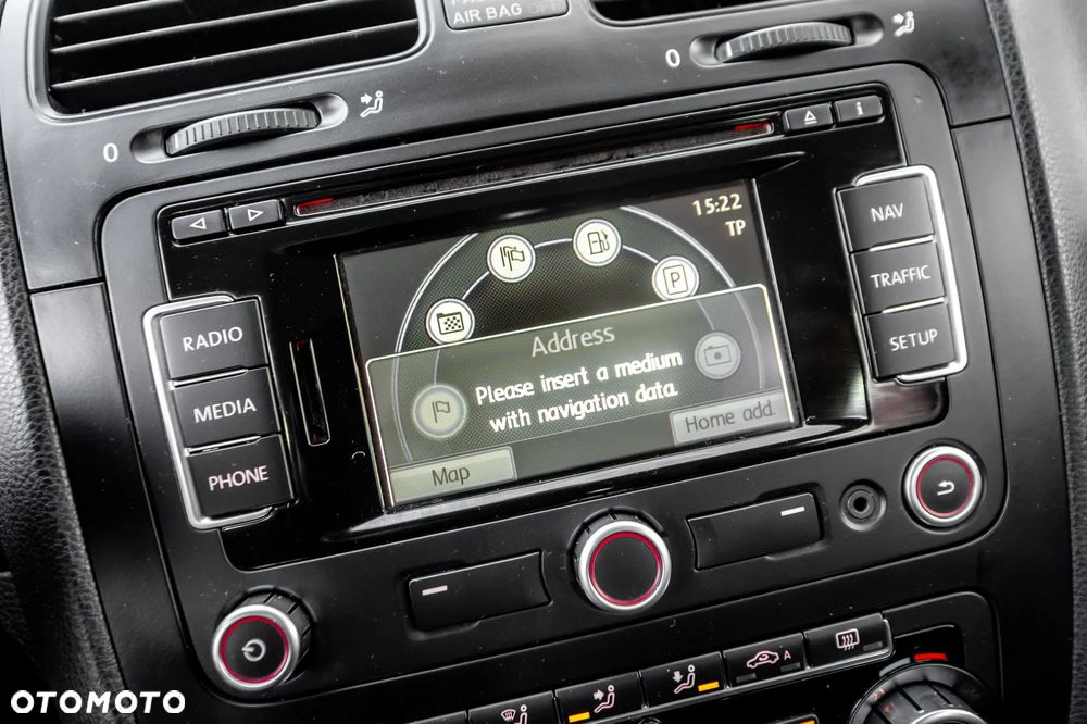 Volkswagen Jetta 1.6 TDI DPF Trendline - 24