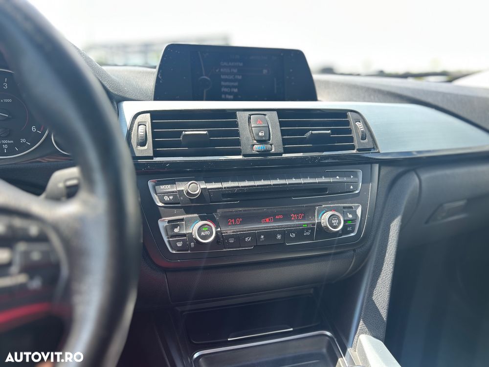 BMW Seria 3 320d - 3