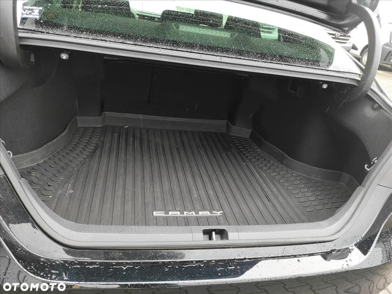 Toyota Camry 2.5 Hybrid Comfort CVT - 19