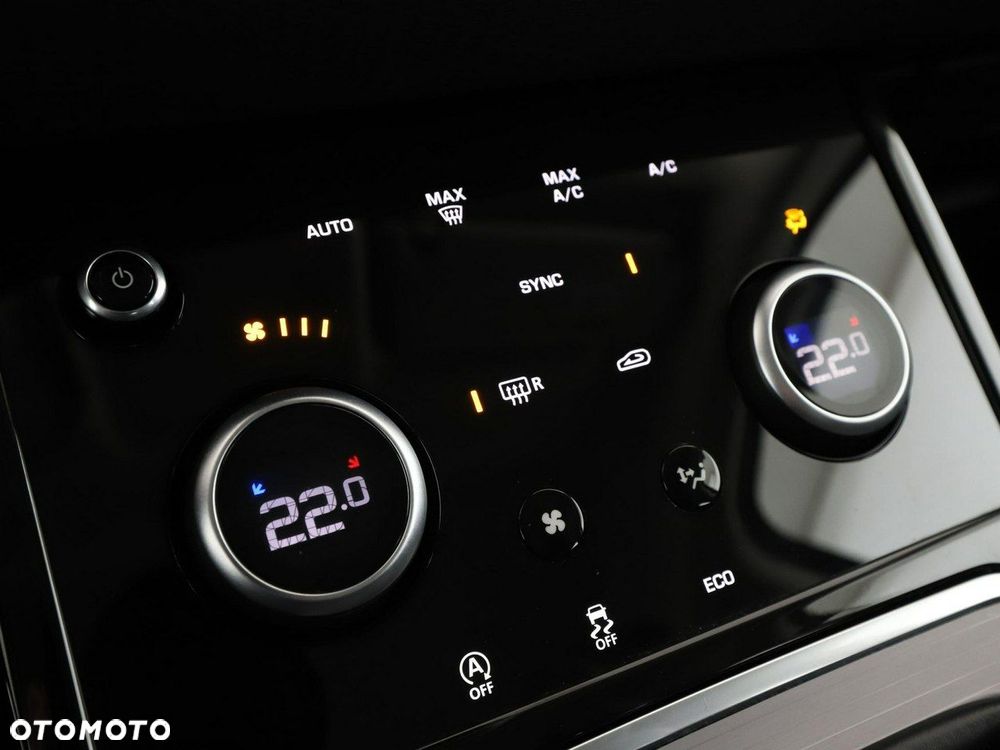 Land Rover Range Rover Evoque D150 FWD - 26