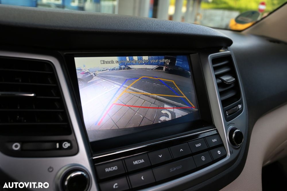 Hyundai Tucson 2.0 CRDI 4WD 6AT Luxury Pack+ - 34