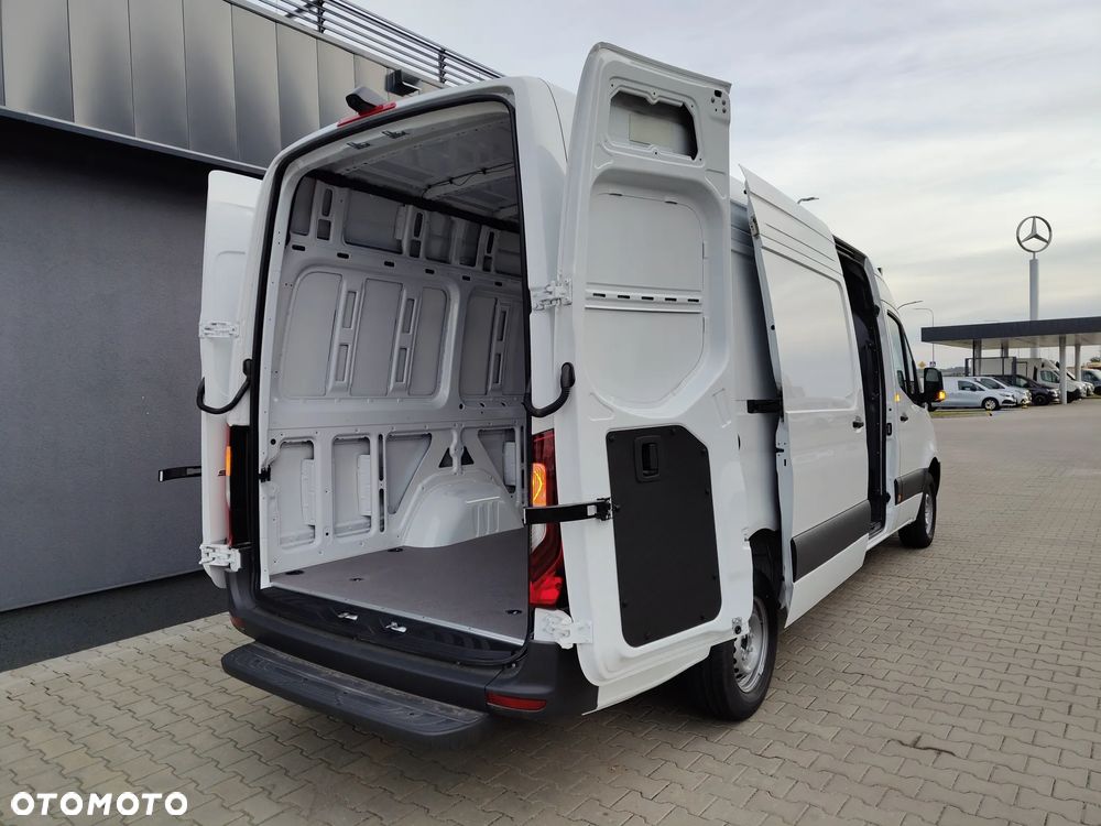 Mercedes-Benz Sprinter 319 CDI - 3