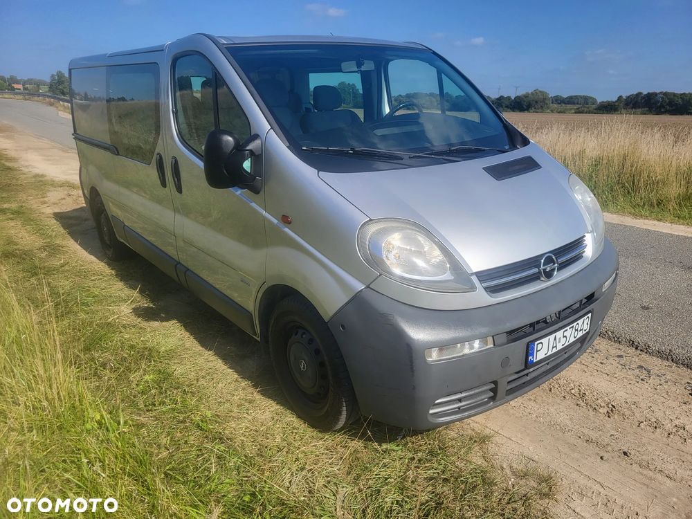 Opel Vivaro 2.5 CDTI L2H1 - 4