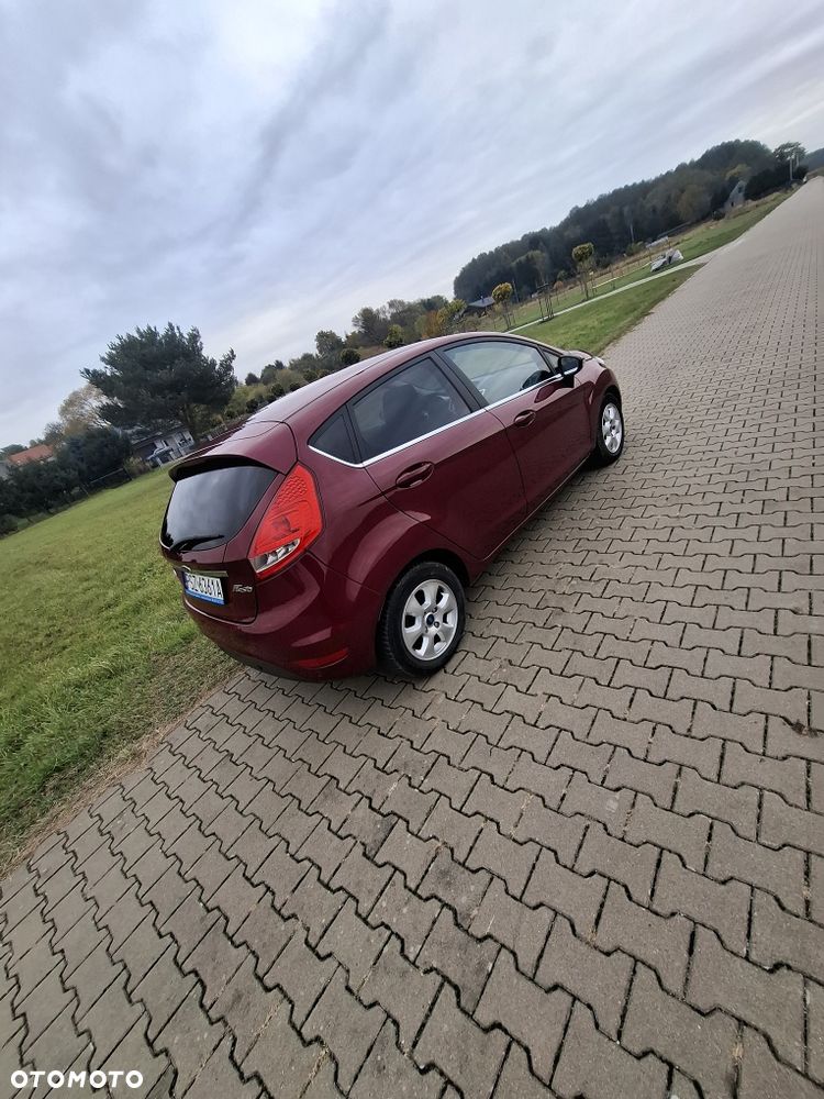 Ford Fiesta - 4