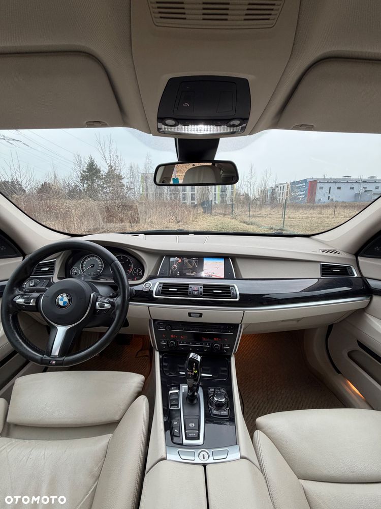 BMW 5GT 535d xDrive Tursimo Modern Line - 9