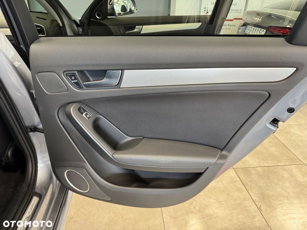 Audi A4 Allroad - 11