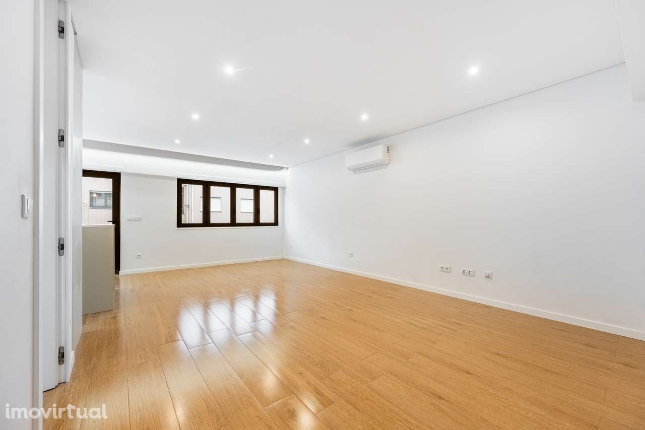 Apartamento T3 Renovado em Braga – Localização Premium com Terraço - Grande imagem: 2/20