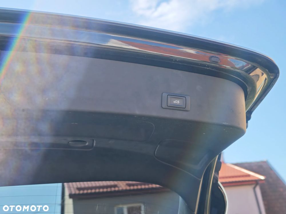 Audi A6 Avant 2.0 TDI Ultra S tronic - 8