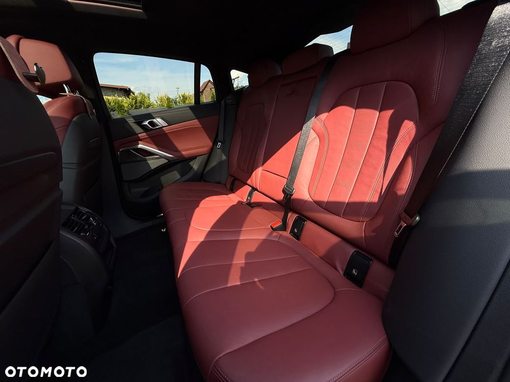 BMW X6M - 37