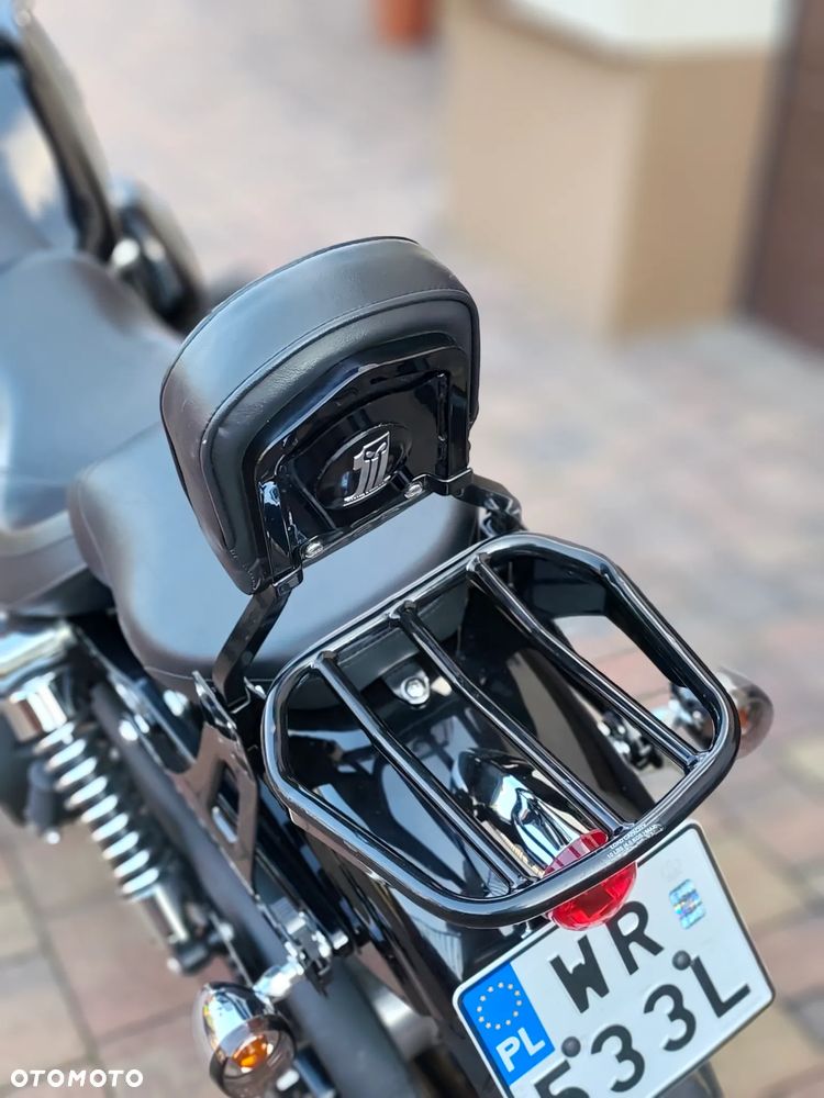 Harley-Davidson Dyna Street Bob - 8