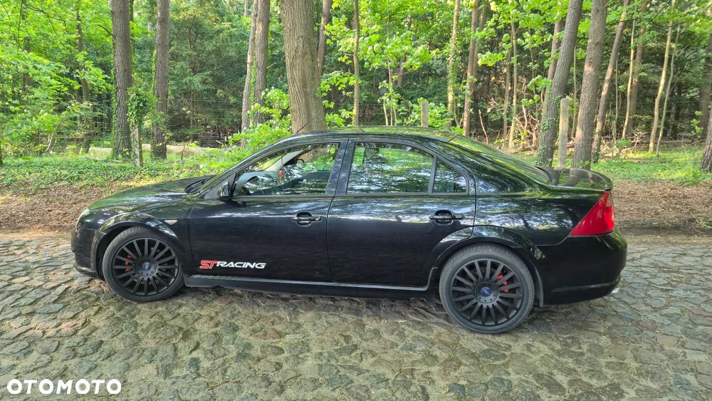 Ford Mondeo - 9