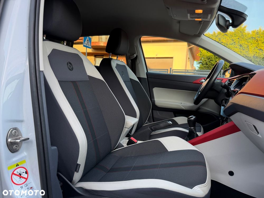 Volkswagen Polo - 34