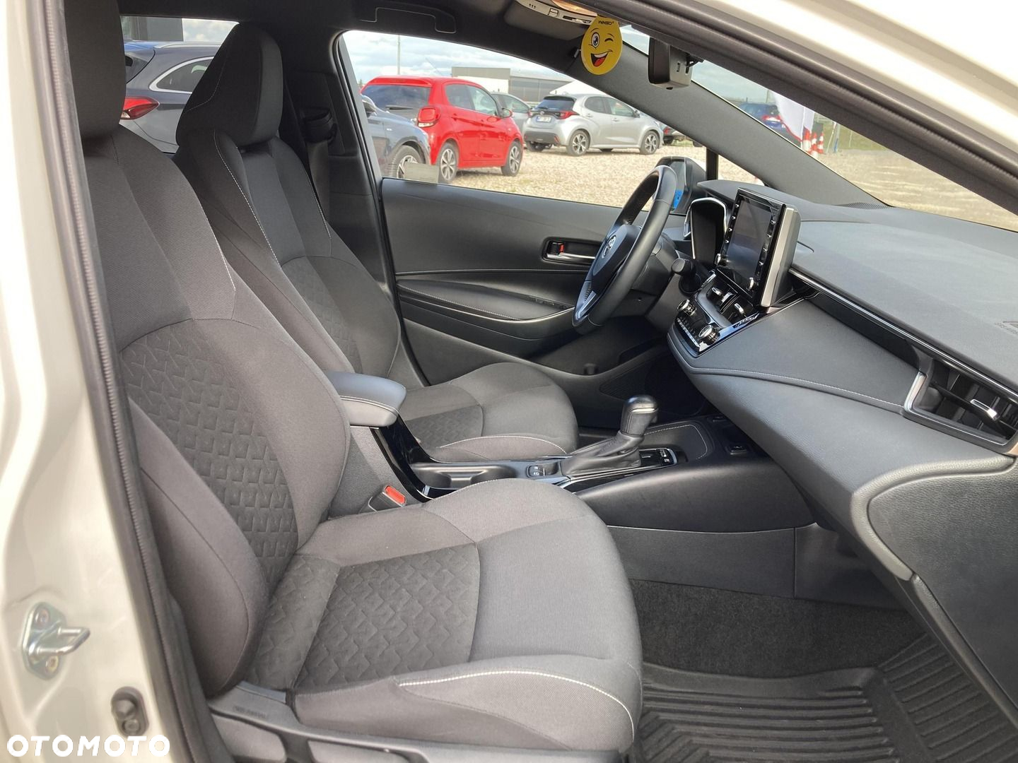 Toyota Corolla - 10