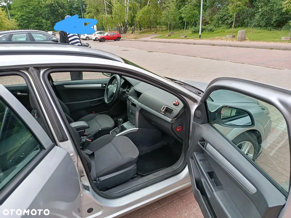 Opel Astra 1.7 CDTI - 4