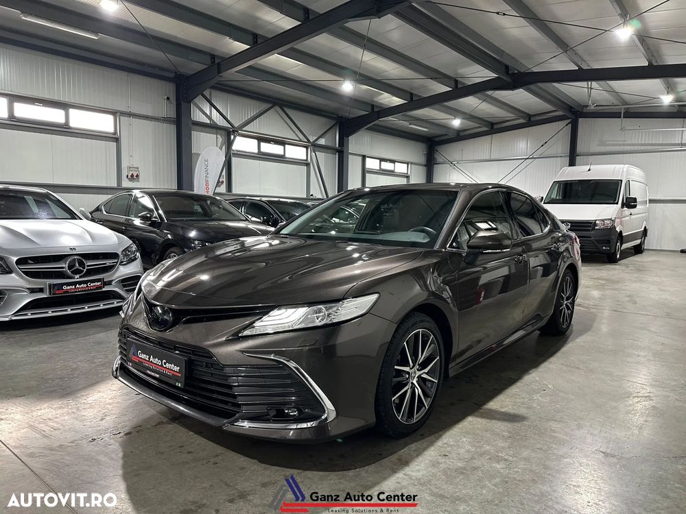 Toyota Camry Executive - 2