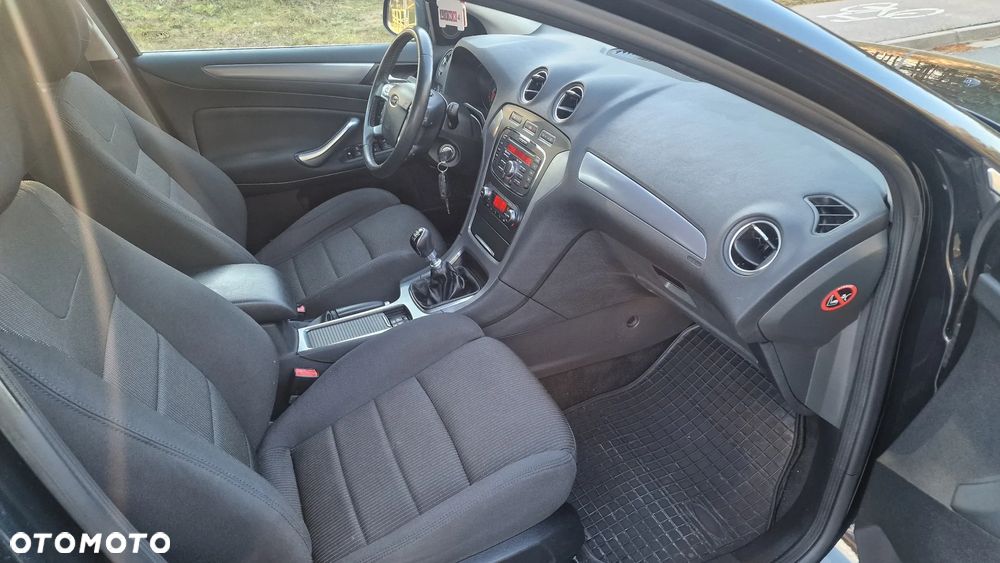 Ford Mondeo 2.0 TDCi Titanium X - 37