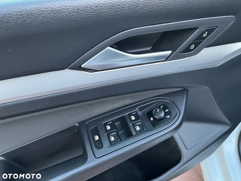 Volkswagen Golf 1.0 TSI Life - 17