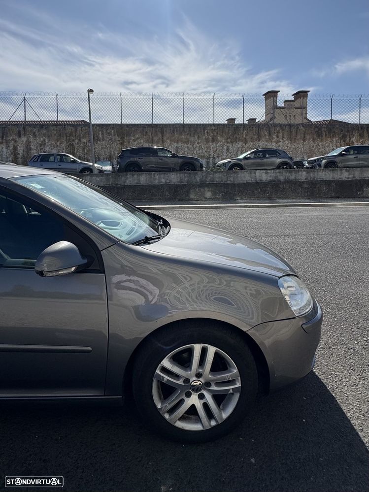 VW Golf - 14
