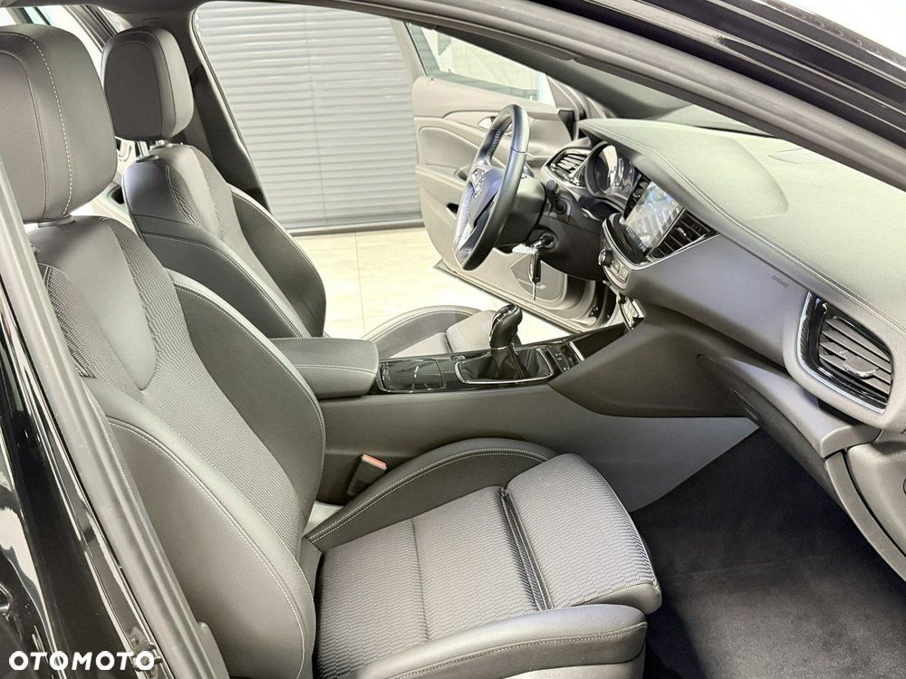 Opel Insignia - 20