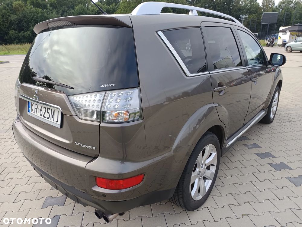 Mitsubishi Outlander 2.0 DID Invite SE - 6