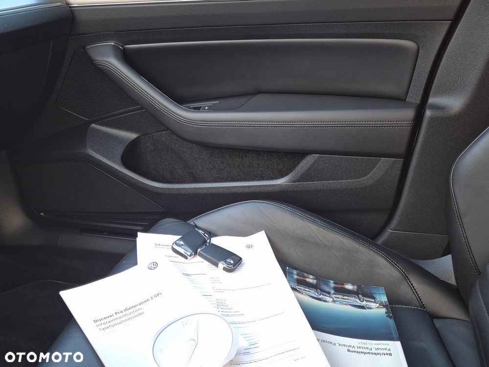 Volkswagen Passat 2.0 TDI SCR DSG Comfortline - 22