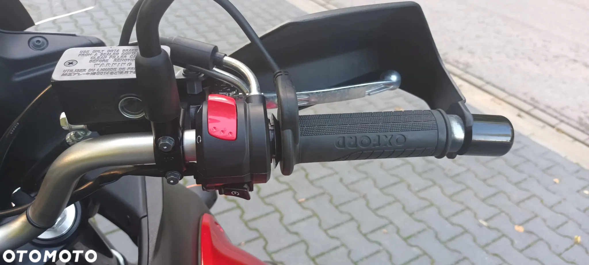 Suzuki V-STROM - 15