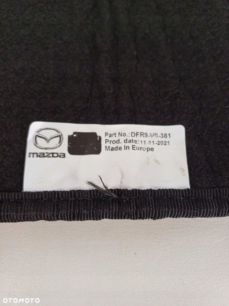 mata wycieraczka bagażnika z osłoną zderzaka mazda cx-30 cx30 - 6