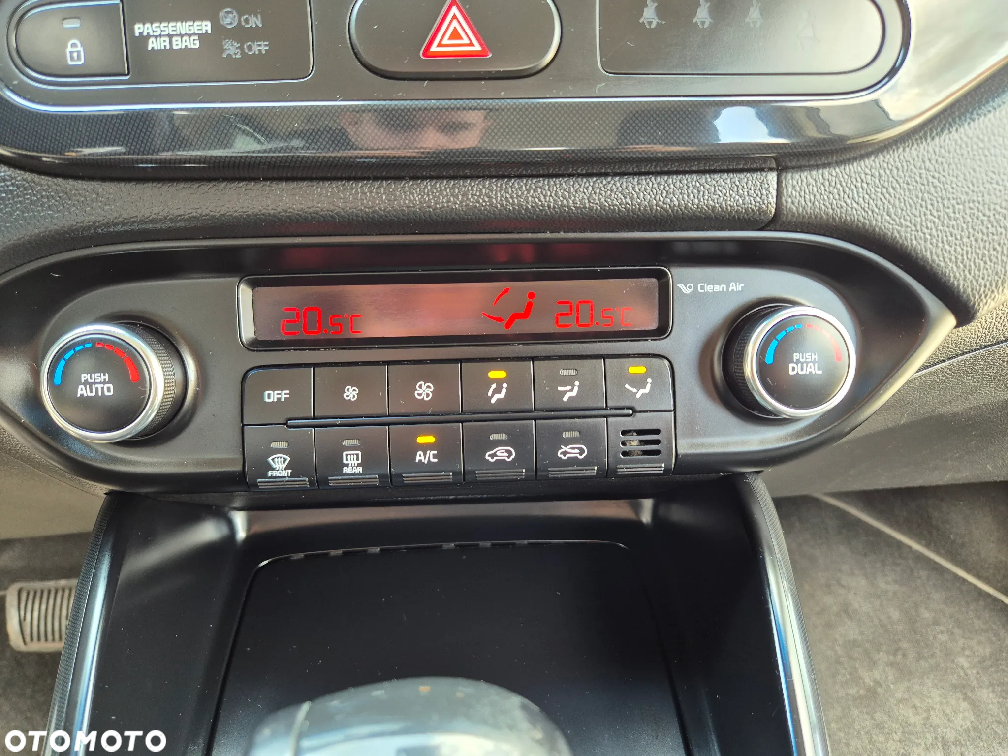 Kia Carens 1.7 CRDi Spirit - 22