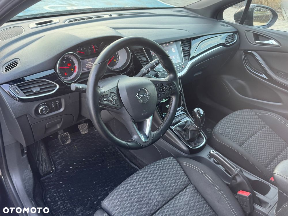 Opel Astra 1.6 CDTI Dynamic S&S - 8