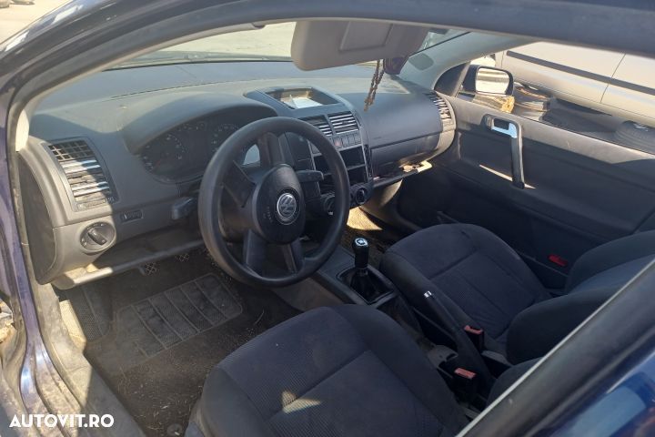 Rampa injectoare 03E133320 03E906031 Volkswagen VW Polo 4 9N [2001 - - 10