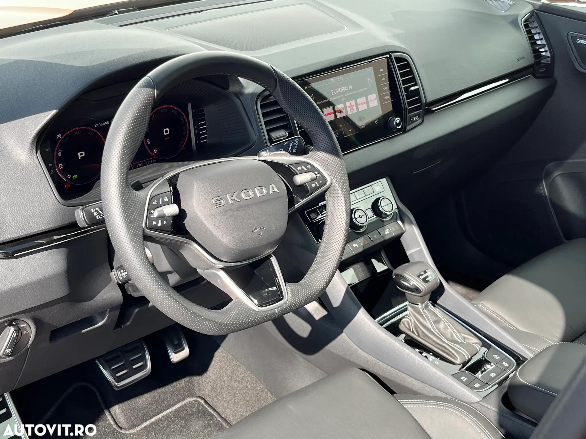 Skoda Karoq 2.0 TDI 4X4 DSG Sportline - 6