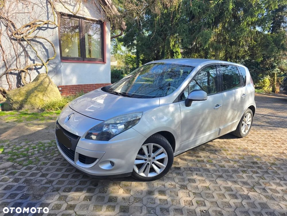 Renault Scenic - 1