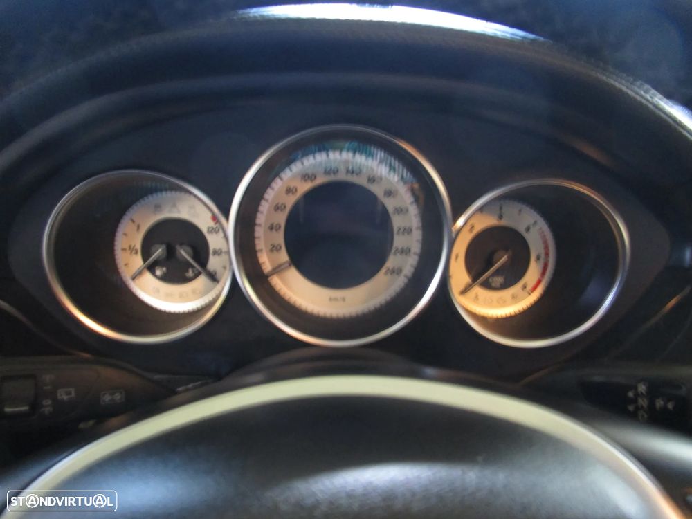 Mercedes-Benz CLS 250 Shooting Brake CDI DPF BlueEFFICIENCY 7G-T - 25