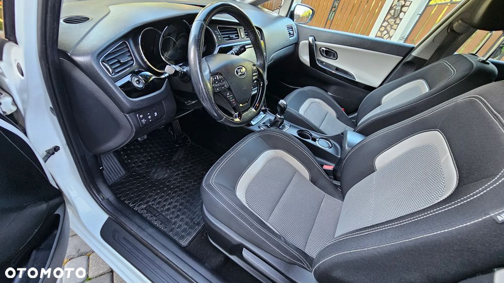 Kia Ceed - 21