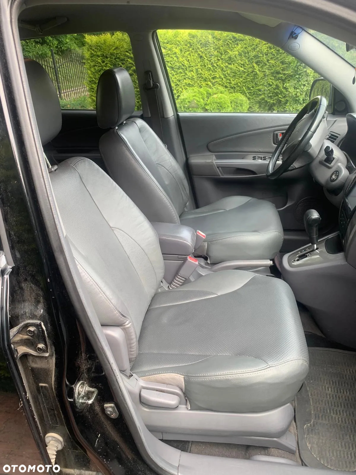 Hyundai Tucson 2.0 CRDi Elegance + - 8