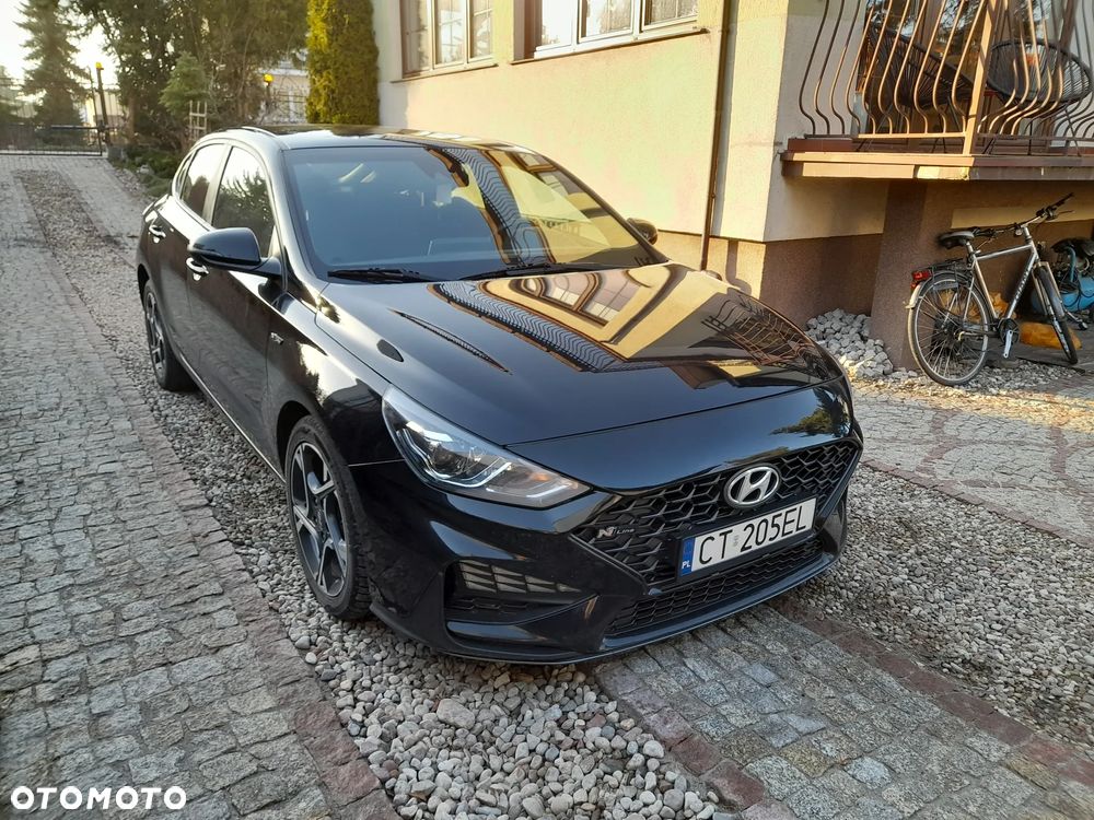 Hyundai i30 1.0 T-GDI 48V-Hybrid DCT Connect & Go - 1