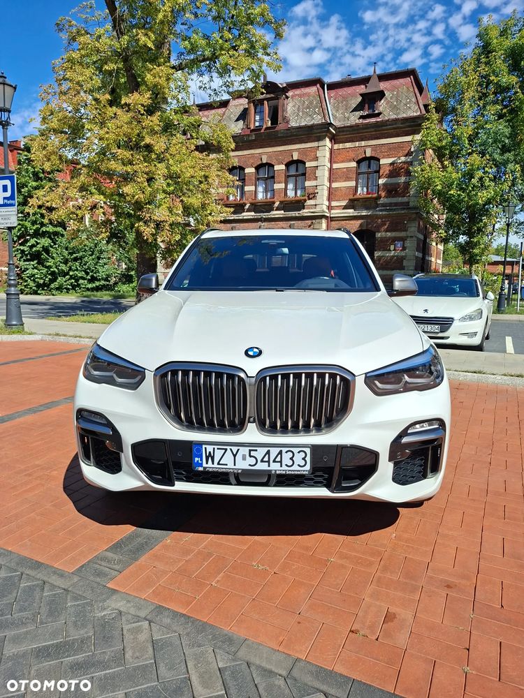 BMW X5 M50i - 8