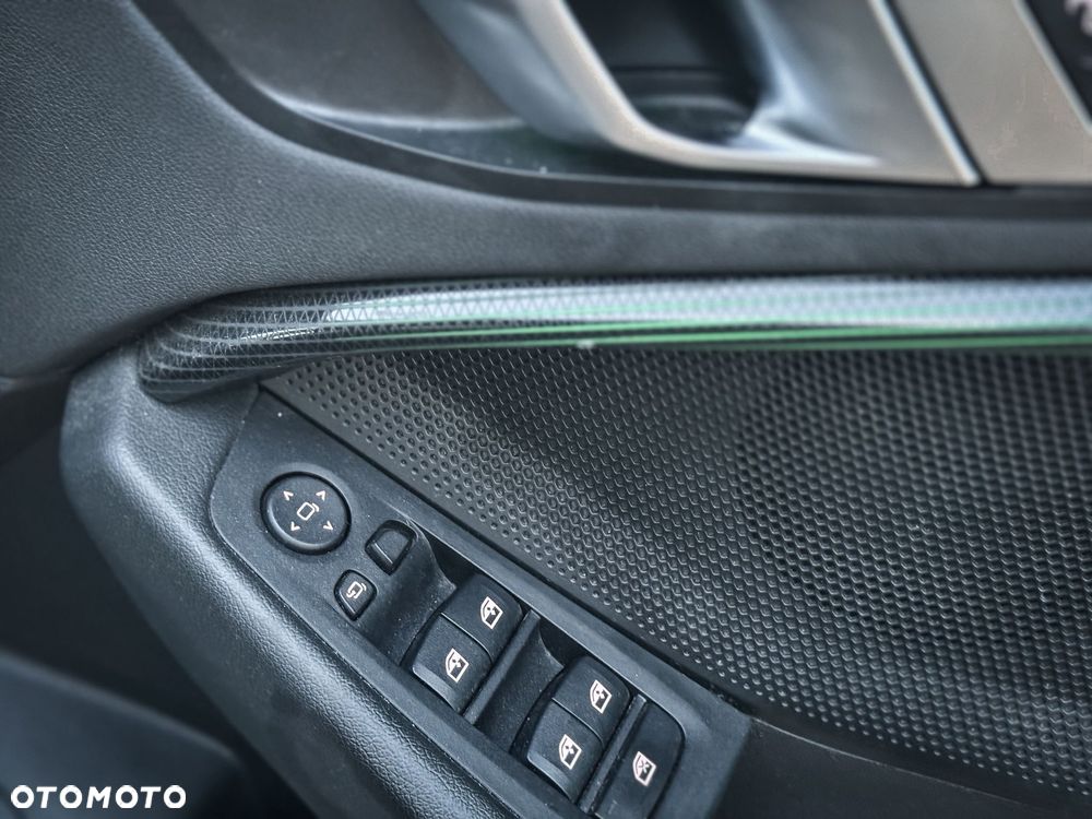 BMW Seria 1 116d M Sport Shadow - 5