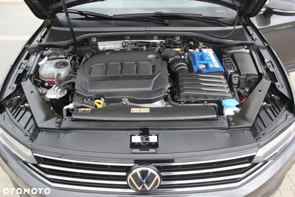 Volkswagen Passat 2.0 TDI SCR DSG Comfortline - 18