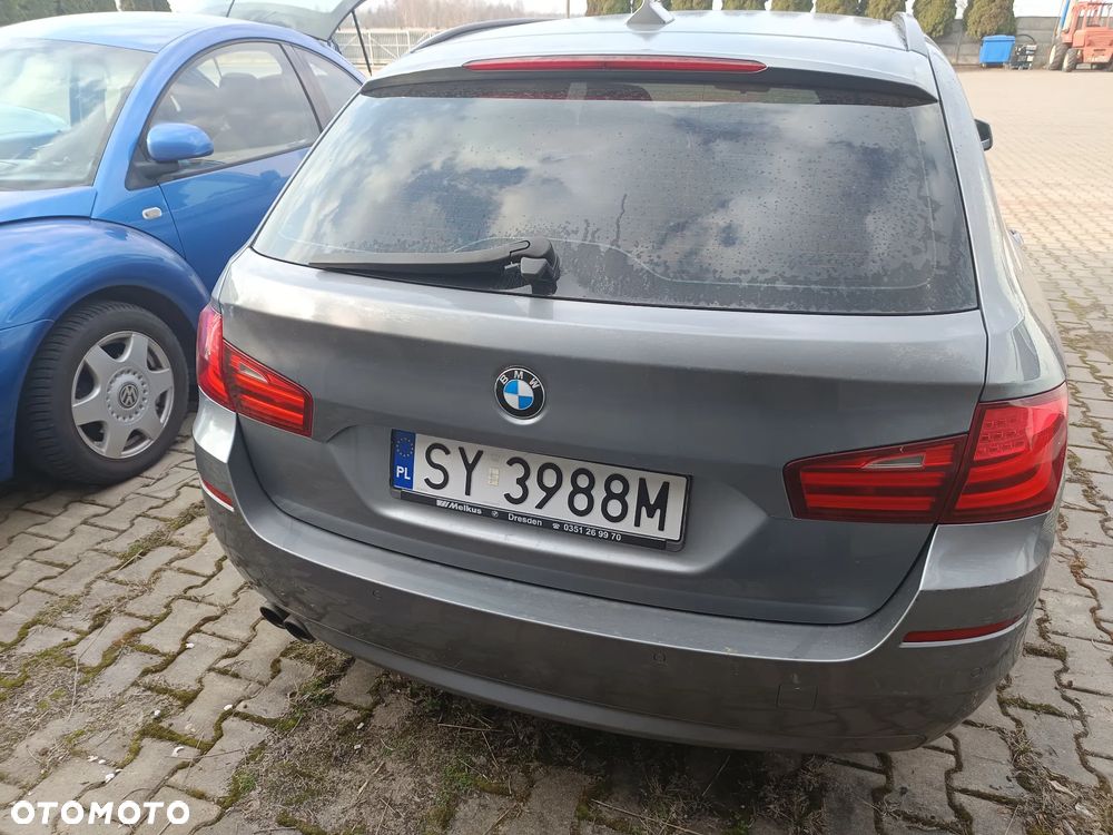 BMW Seria 5 525d - 7