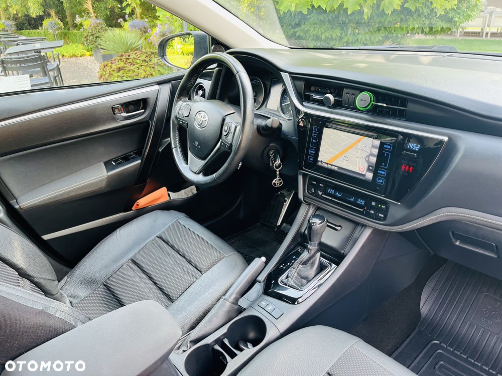 Toyota Corolla 1.6 Comfort MS - 24