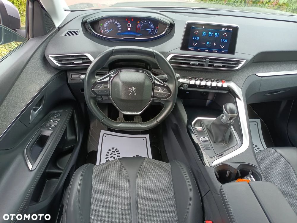 Peugeot 3008 PureTech 130 Stop & Start Allure - 19