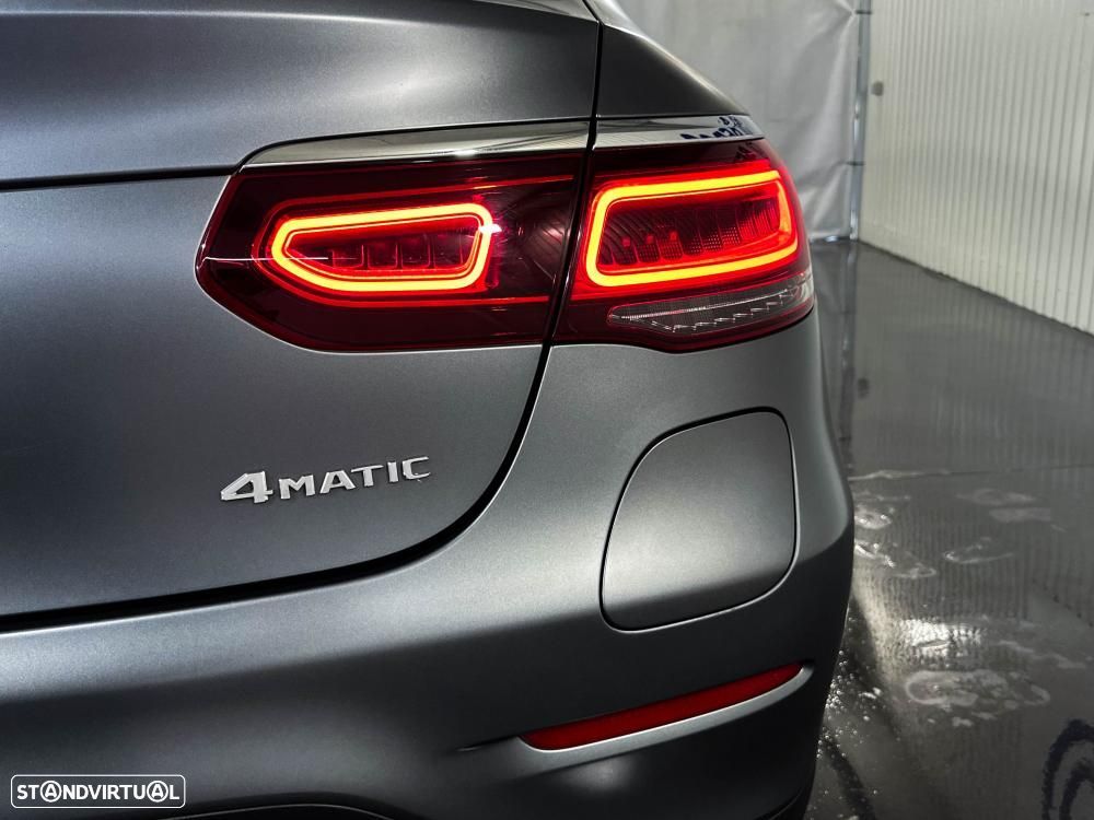 Mercedes-Benz GLC 300 e Coupe 4Matic 9G-TRONIC Edition AMG Line - 57