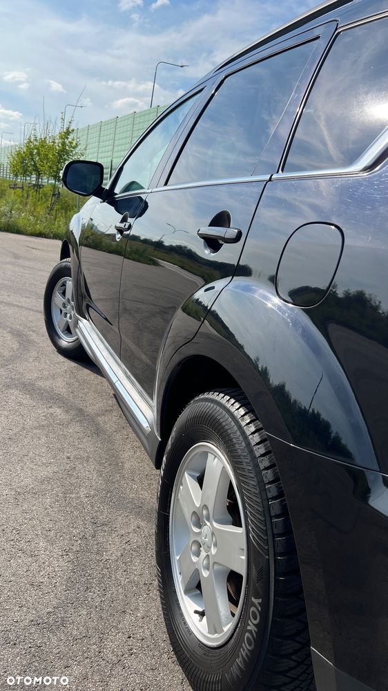 Mitsubishi Outlander 2.0 Invite 2WD EU5 - 37