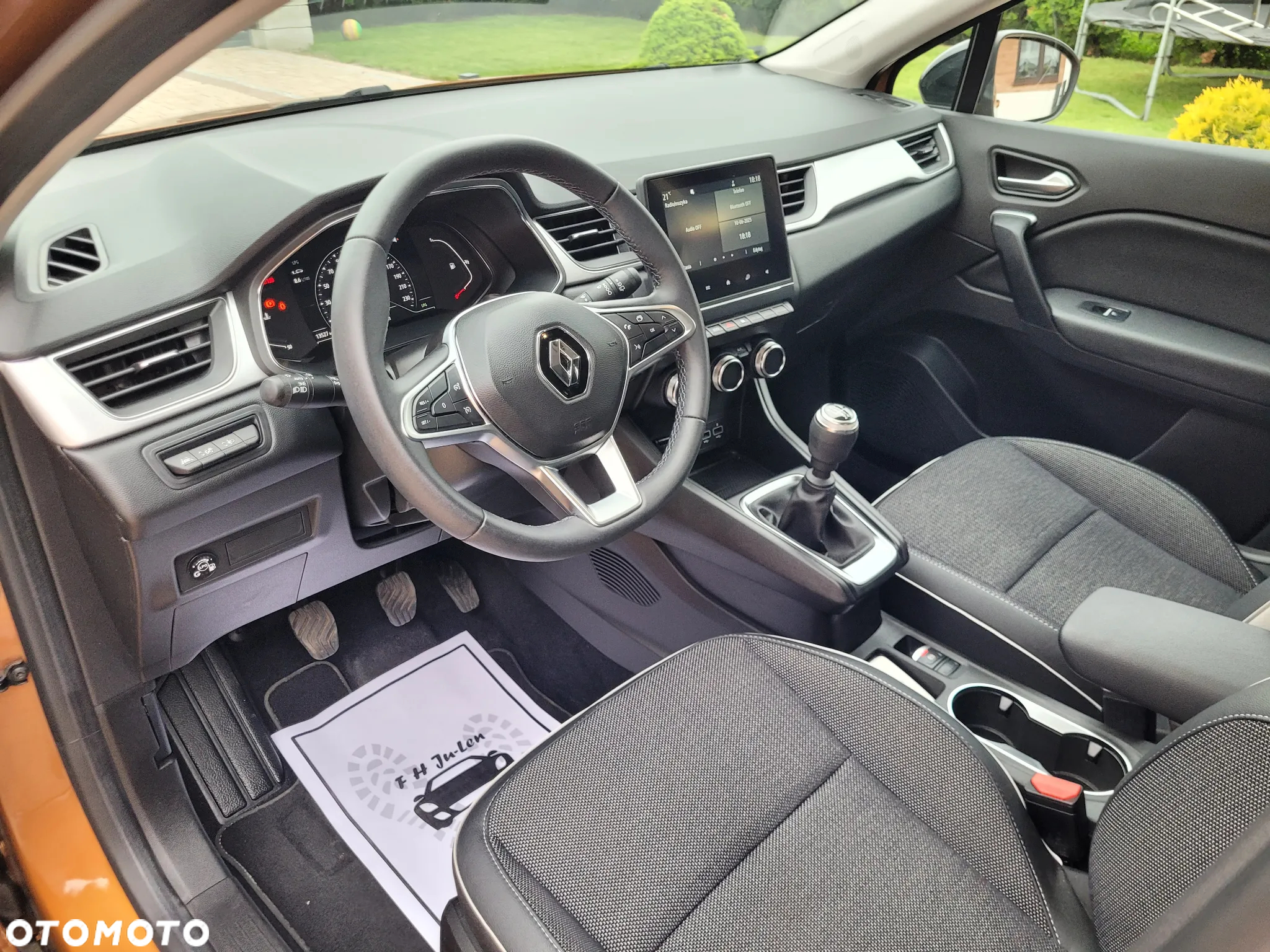 Renault Captur 1.0 TCe Intens - 23
